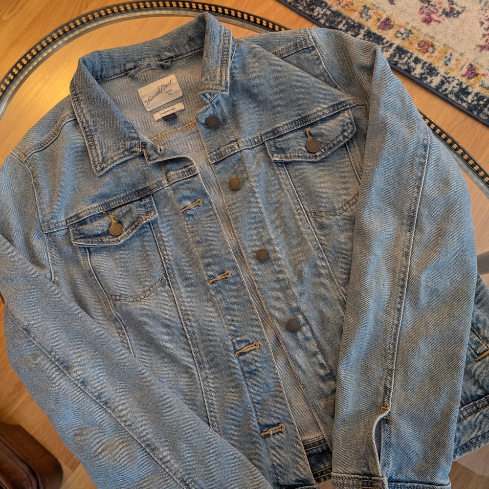 Universal Thread Light Blue Jean Jacket - Picture 4 of 4